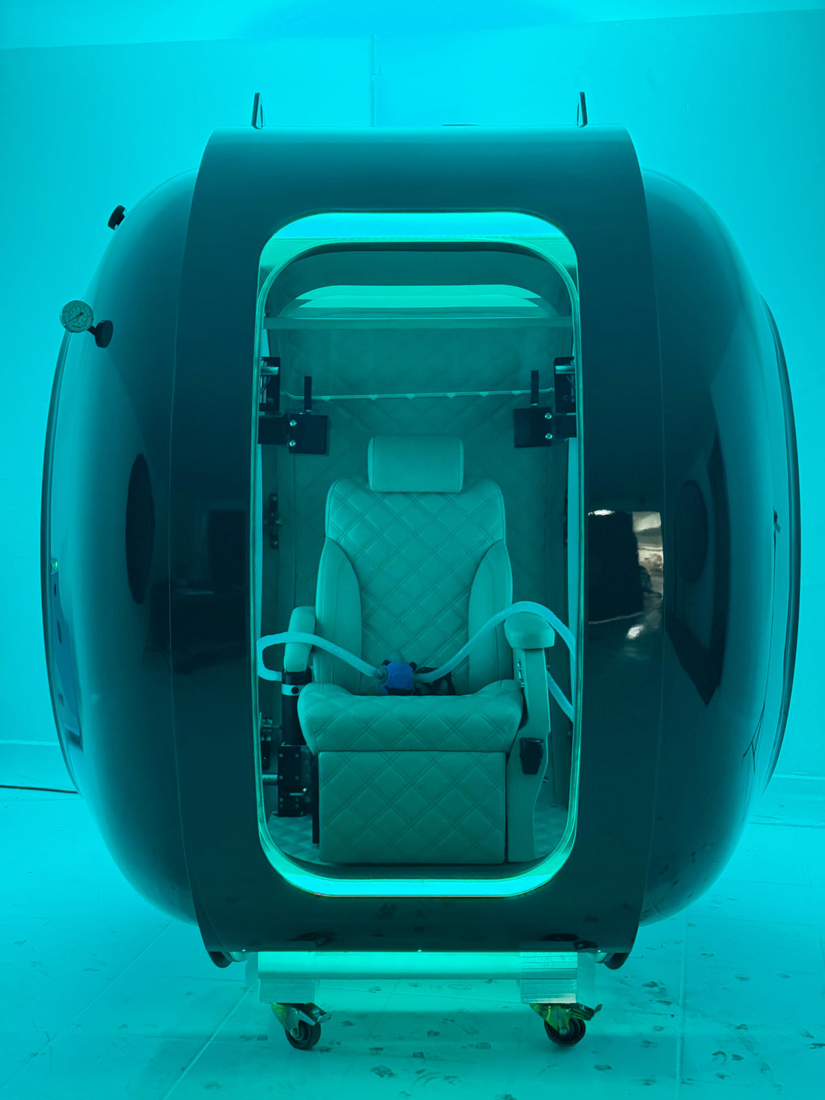 Petra Monoplace Hyperbaric Oxygen Chamber (2.0–2.4 ATA) – Clinical HBOT