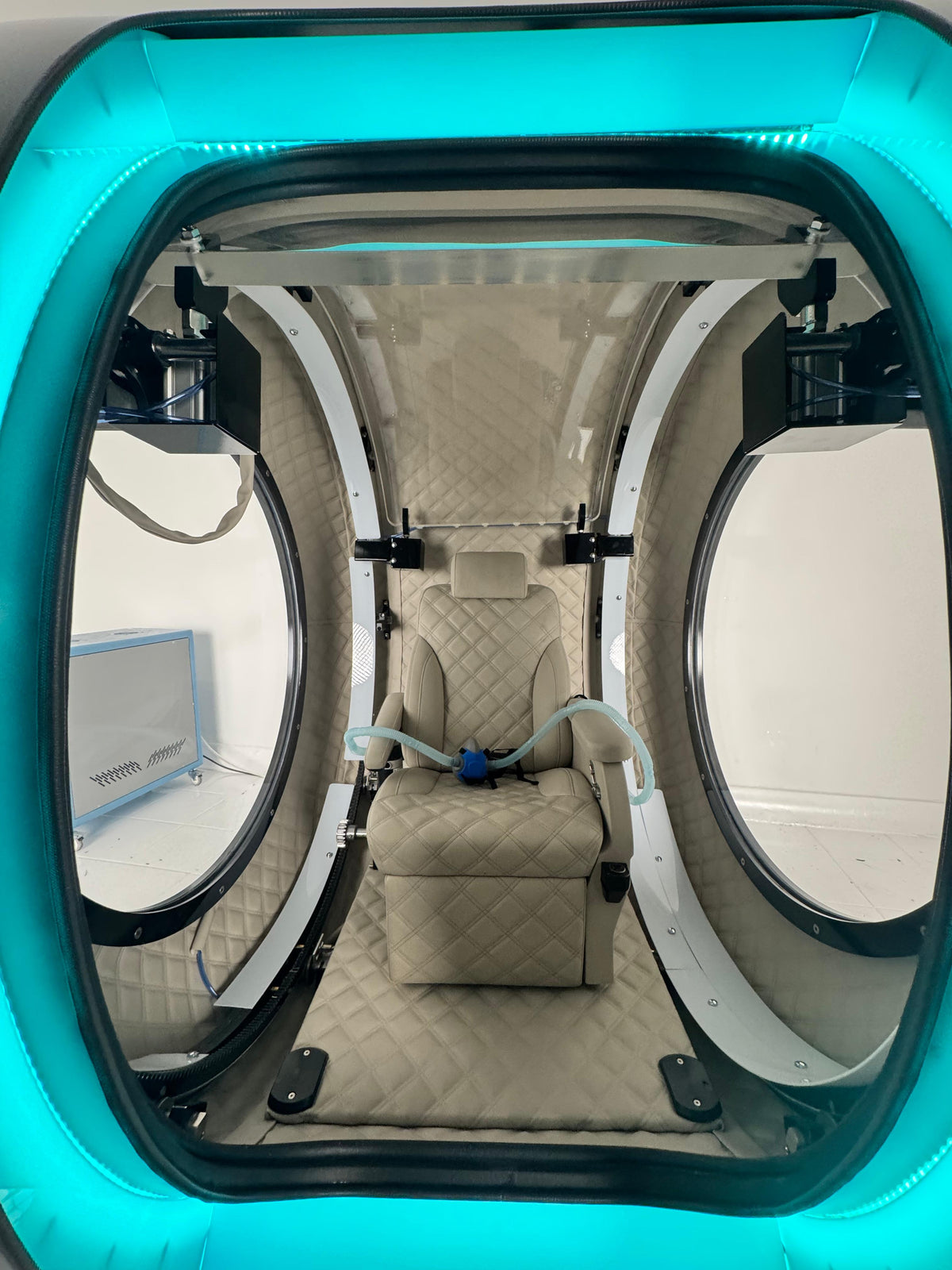 Petra Monoplace Hyperbaric Oxygen Chamber (2.0–2.4 ATA) – Clinical HBOT